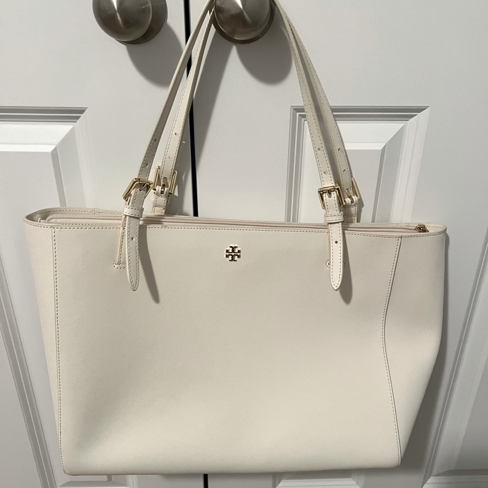 Tory Burch tote